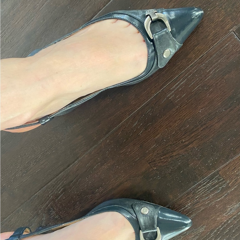 Women’s shoes
